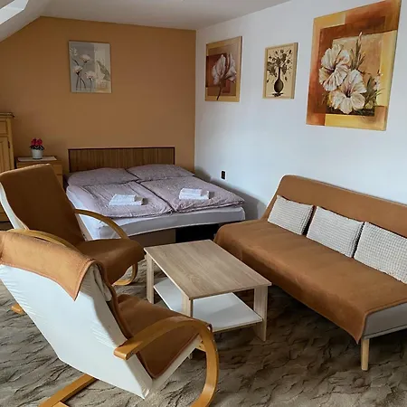 Apartmán Na Ostrově *